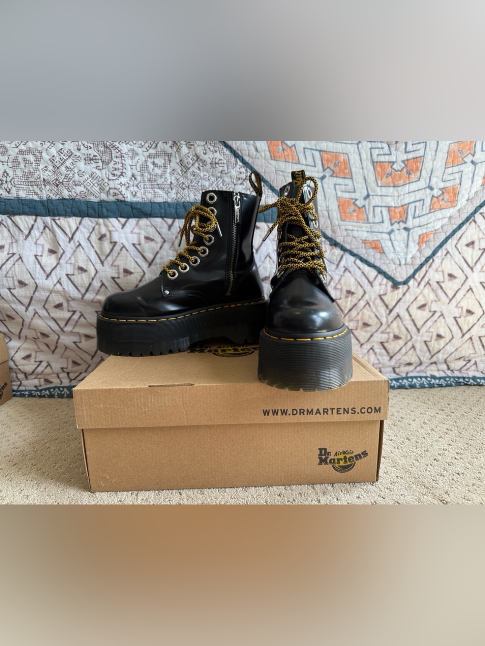 *NIB* Dr. Martens Jadon Max Platform Boots, Black, Sz 6W/5M Unisex